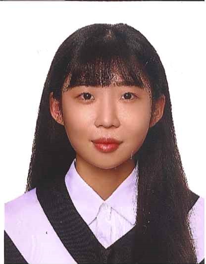邱于瑛.jpg